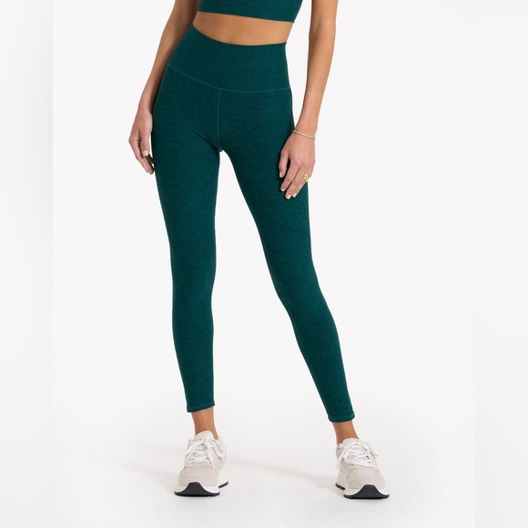 Vuori Pants - Vuori Green Leggings High-Waisted Seamless Design